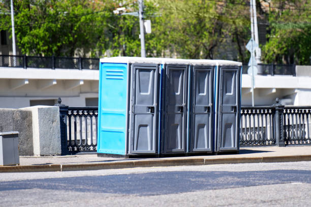 Best Restroom trailer rental cost  in East Marion, NY